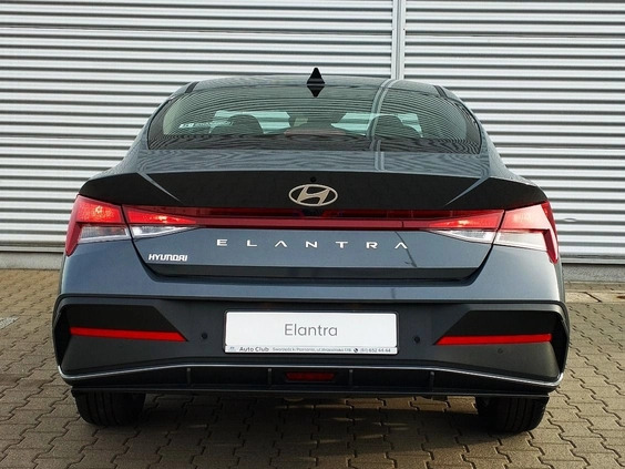 Hyundai Elantra cena 102300 przebieg: 5, rok produkcji 2023 z Włoszczowa małe 191